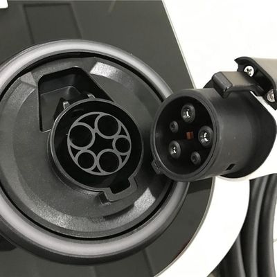 Stasiun Pengisian 22kW IP65 240V AC EV Dengan Layar 8 Inch