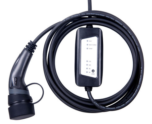 Pengisi Daya Rumah IEC 62196 Tipe 2 EVSE 16A 250V Dengan Arus Dapat Disesuaikan