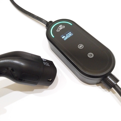 Harga yang pantas AC EV Portable Charger 3.6kW 7.4KW 11KW Dengan penyesuaian arus on line